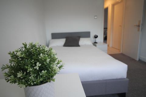 3 bedroom flat to rent, Flat 57, 205 Clarendon Road, Leeds, LS2 9DU