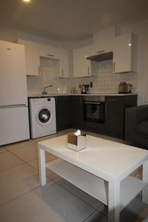 3 bedroom flat to rent, Flat 57, 205 Clarendon Road, Leeds, LS2 9DU