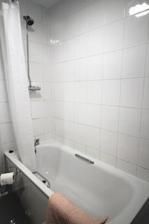 Studio to rent, Flat 23A, 59-61 Clarendon Road, LS2 9NZ