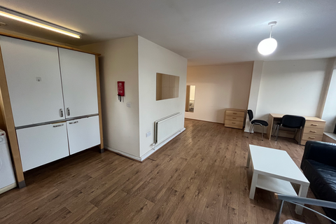 Studio to rent, Flat 19D, 59-61 Clarendon Road, LS2 9NZ