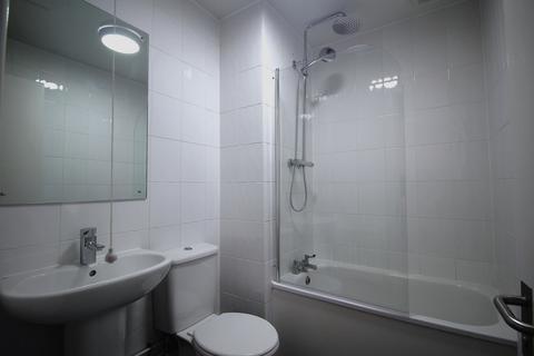 Studio to rent, Flat 19B, 59-61 Clarendon Road, LS2 9NZ