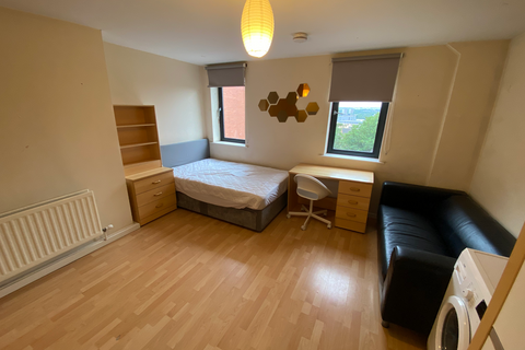 Studio to rent, Flat 19A, 59-61 Clarendon Road, LS2 9NZ