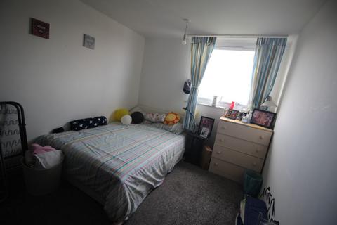 undefined, 87 Oatland Towers, LS7 1SB