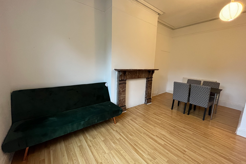 1 bedroom flat to rent, 57 Clarendon Road