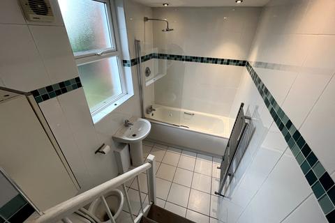 1 bedroom flat to rent, 57 Clarendon Road