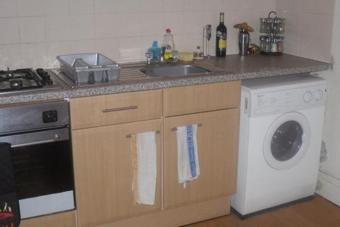 1 bedroom flat to rent, Flat 1, 57 Clarendon Road, LS2 9NZ