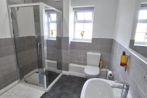41 Ffordd Brenig, St Asaph, LL17 0EZ