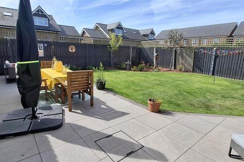 41 Ffordd Brenig, St Asaph, LL17 0EZ