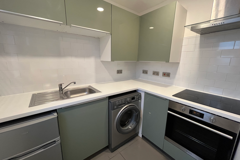 Studio to rent, Flat 3, 53 Clarendon Road, LS2 9NZ