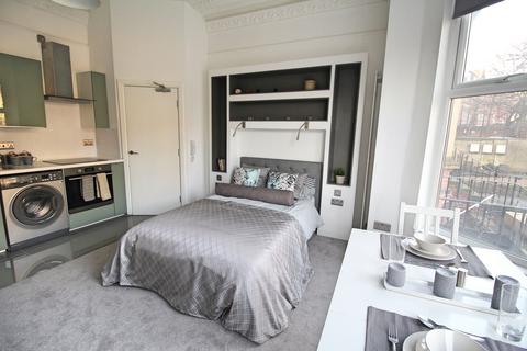 Studio to rent, Flat 1, 53 Clarendon Road, LS2 9NZ