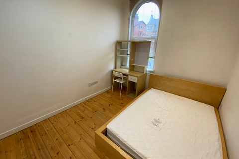 1 bedroom flat to rent, Flat 3A, 51 Clarendon Road, LS2 9NZ