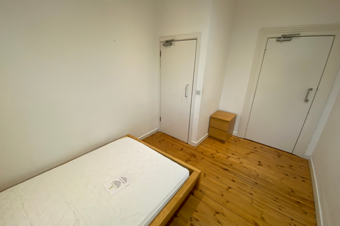 1 bedroom flat to rent, Flat 3A, 51 Clarendon Road, LS2 9NZ