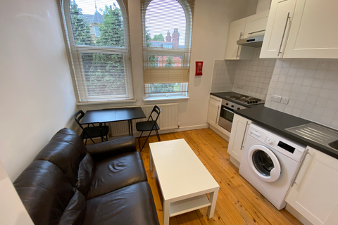1 bedroom flat to rent, Flat 3A, 51 Clarendon Road, LS2 9NZ