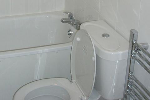 1 bedroom flat to rent, Flat 2B, 51 Clarendon Road, LS2 9NZ