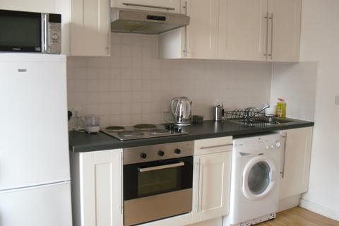 1 bedroom flat to rent, Flat 2B, 51 Clarendon Road, LS2 9NZ