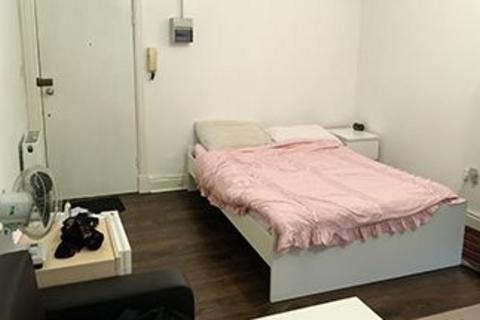 undefined, Flat 4, 24 Kelso Road, LS2 9PR