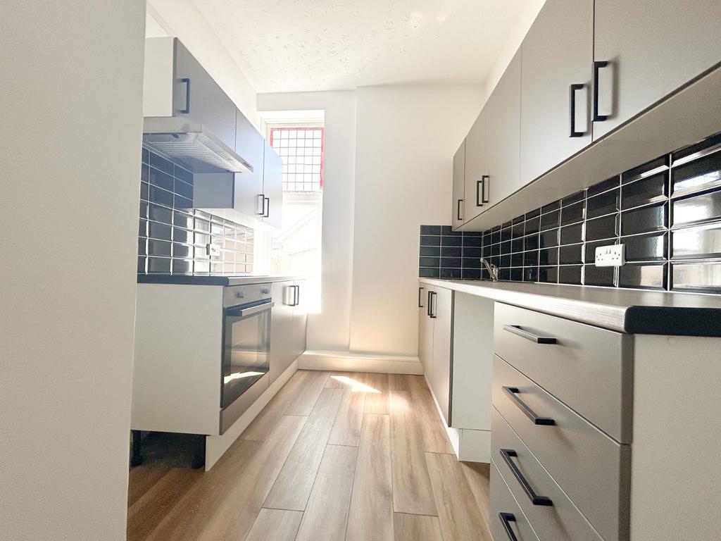 Picture No. 03