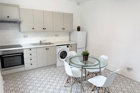2 bedroom flat to rent, Flat 1, 117 Otley Road, LS6 3PX