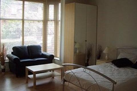 undefined, Flat 1, 11 Brudenell Road, LS6 1HA