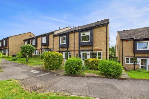 18 Whitmead Close, South Croydon, CR2 7AS