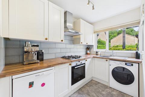 18 Whitmead Close, South Croydon, CR2 7AS