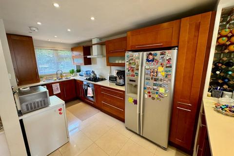 24 South Road, London, W5 4RY