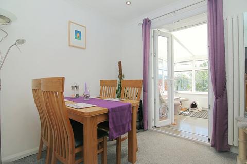 2 bedroom bungalow for sale, St. Abbs Drive, Odsal, Bradford, BD6