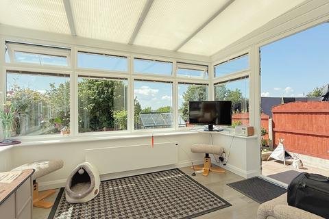 2 bedroom bungalow for sale, St. Abbs Drive, Odsal, Bradford, BD6