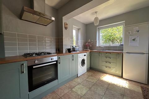 44 Raeburn Drive, Bradford, BD6 2LN