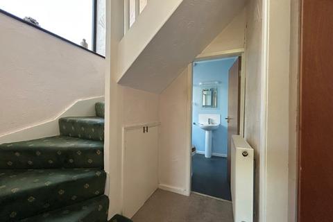 44 Raeburn Drive, Bradford, BD6 2LN