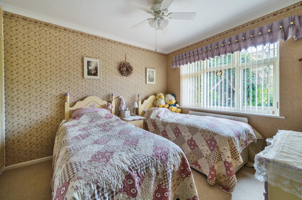 1299573 6 6837524...