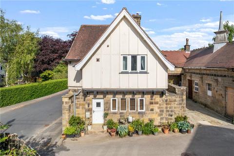 undefined, Kings Road, Ilkley, West Yorkshire, LS29