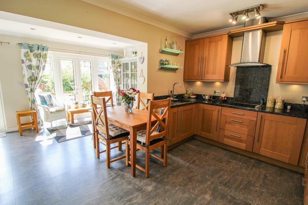 Dinng Kitchen