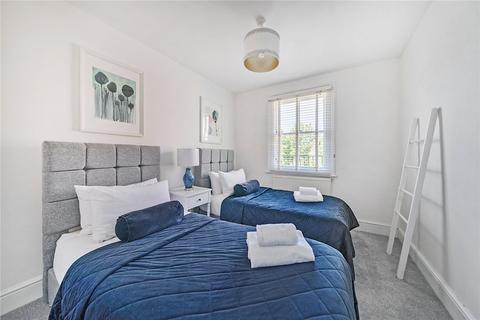 18 Alexandra Road, Windsor, SL4 1HN
