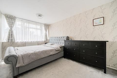 undefined, Black Horse Close, Windsor, Berkshire