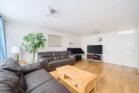 undefined, Black Horse Close, Windsor, Berkshire