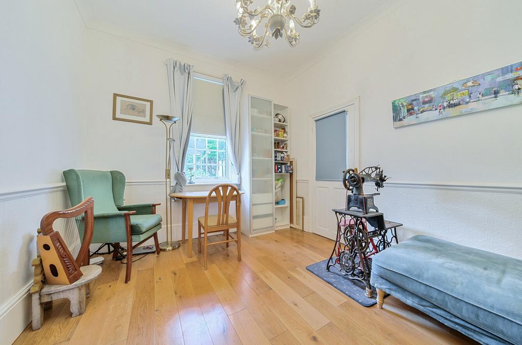 Reception/Bedroom