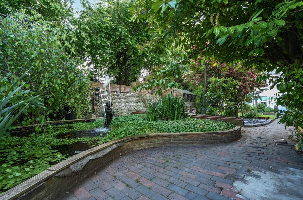 Rear garden
