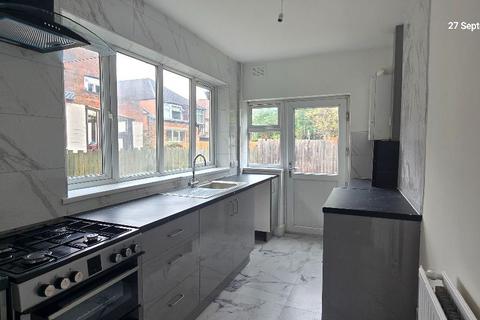 3 bedroom terraced house for sale, Turner Road, Leicester