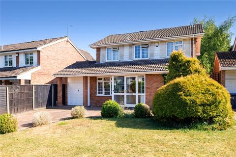 23b Grove Wood Hill, Coulsdon, CR5 2EN