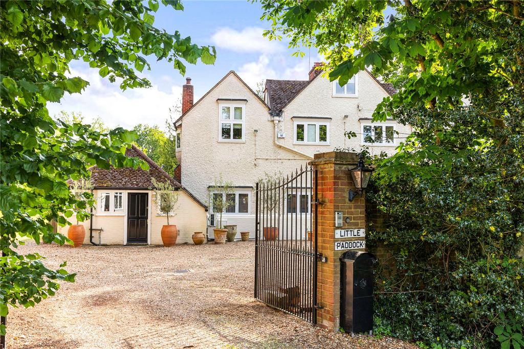 Carriage Driveway