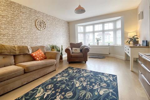 4 bedroom detached house for sale, Barrington Way, Wellington, TA21