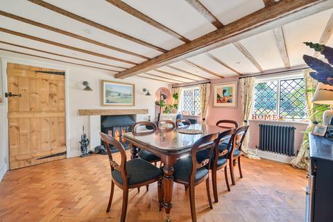 Slade Gate Cottage Buckhold, Pangbourne, Reading, RG8 8QJ