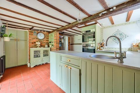 Slade Gate Cottage Buckhold, Pangbourne, Reading, RG8 8QJ