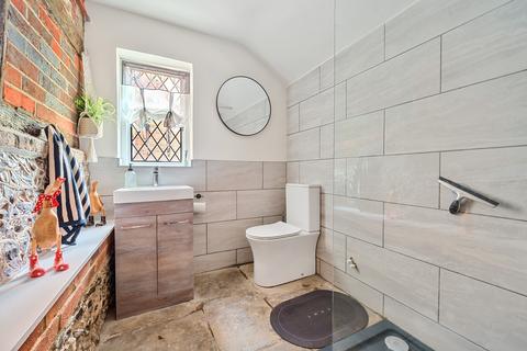 Slade Gate Cottage Buckhold, Pangbourne, Reading, RG8 8QJ