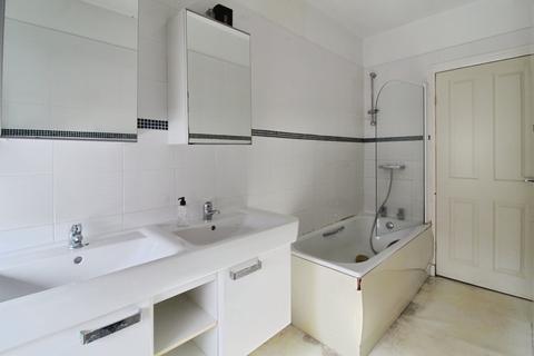 2 bedroom terraced house for sale, River Street, Lancashire BB8
