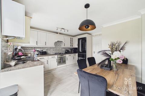3 bedroom house to rent, Blakeney Mews, Sheffield S25