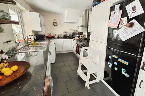 15 Bradwen Close, Denton, Manchester, M34 7TD