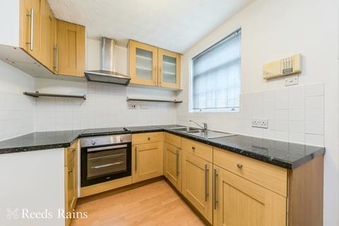 2 bedroom terraced house for sale, St. Georges Street, Cheshire SK11