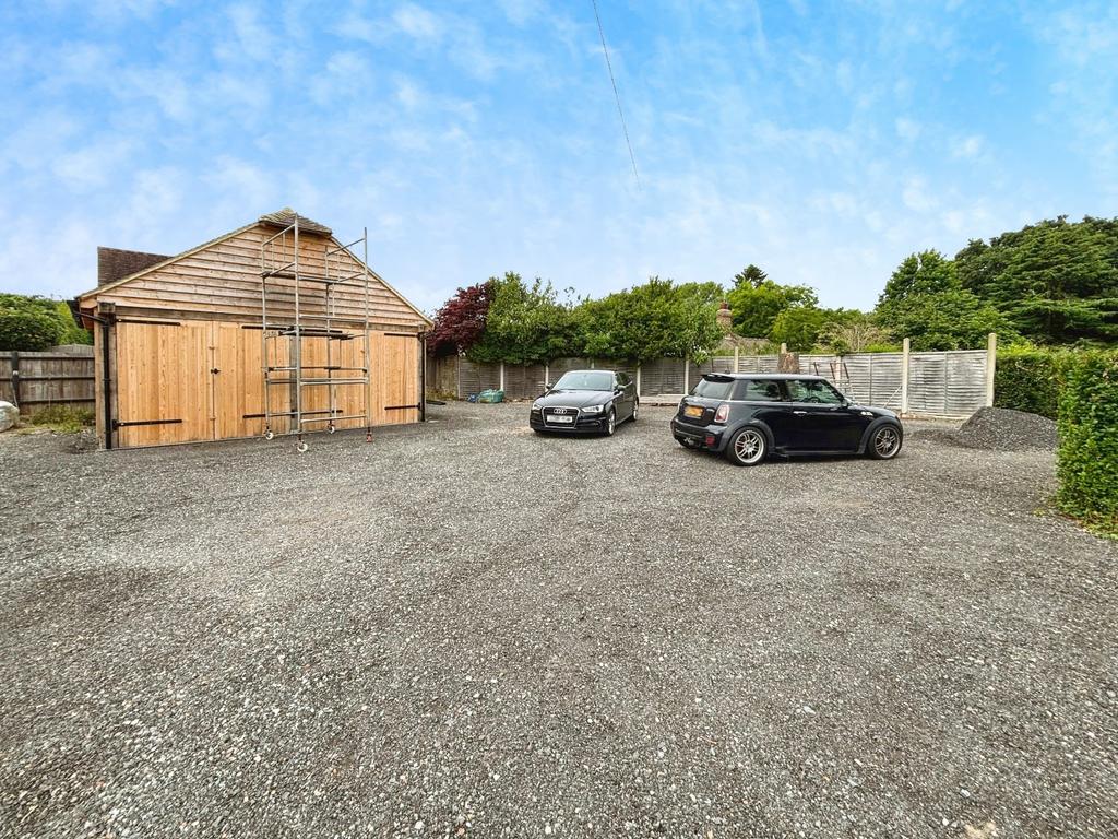 Driveway &amp; Garage